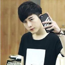 皱心悦个人资料,才华横溢的年轻艺术家，用画笔描绘心灵世界  第3张