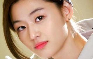 嘴角有痣明星,揭秘那些痣痣生辉的明星风采”  第3张