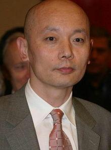 娱乐圈光头老总,娱乐圈的独领风骚  第2张